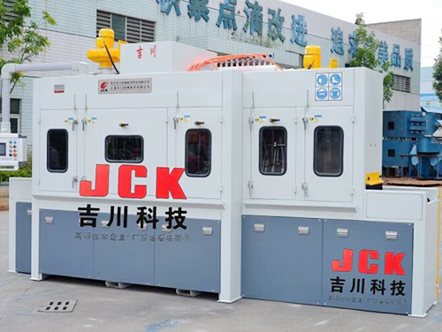 觸摸屏藍(lán)寶石玻璃濕式噴砂機