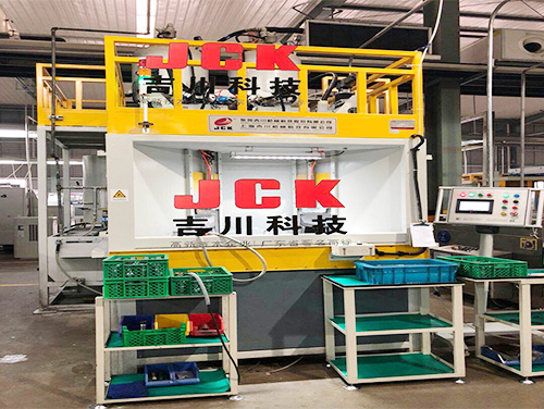 減震器專用噴砂機(jī)